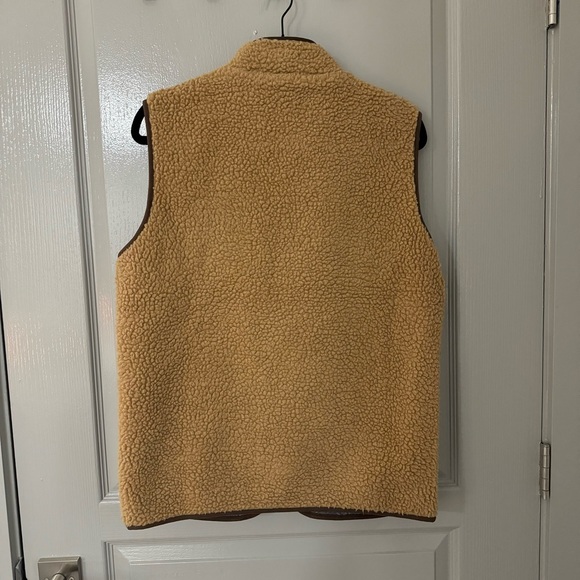 Peter Millar Mountainside High-Pile Vest - Picture 4 of 5